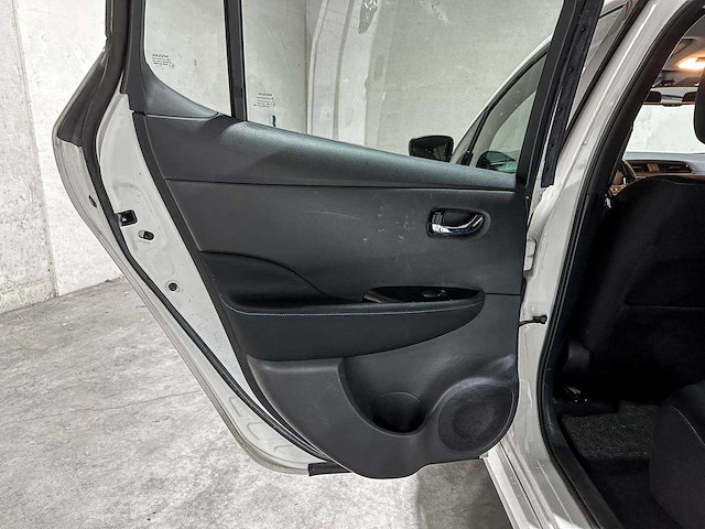 Nissan leaf n-connecta 40 kwh 150pk 2018 (origineel-nl), ts-273-t - afbeelding 20 van  24