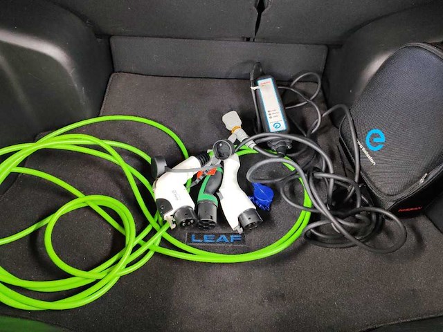 Nissan leaf tekna 30 kwh 2016 | g-108-lg - afbeelding 4 van  17