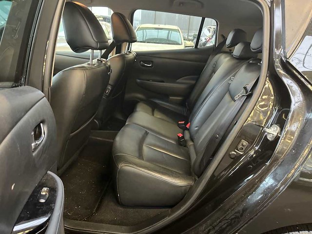 Nissan leaf tekna 30 kwh, kk-049-j - afbeelding 2 van  16