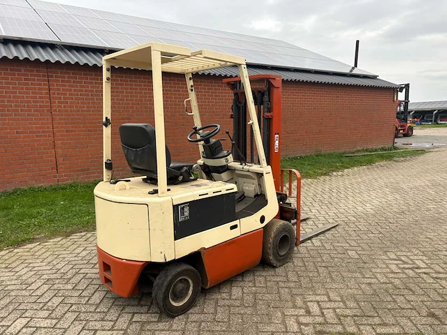 Nissan m01 vorkheftruck - afbeelding 5 van  11