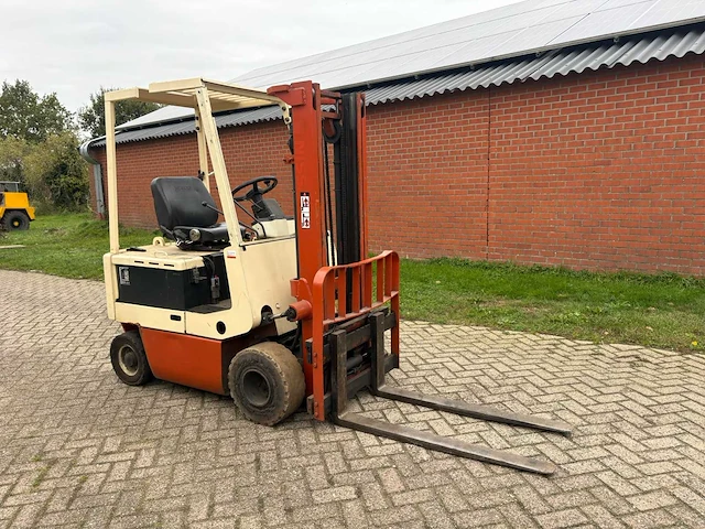 Nissan m01 vorkheftruck - afbeelding 6 van  11