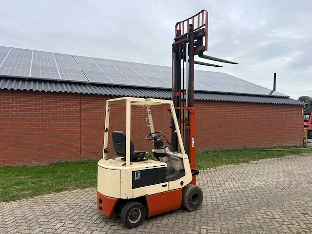 Nissan m01 vorkheftruck - afbeelding 7 van  11