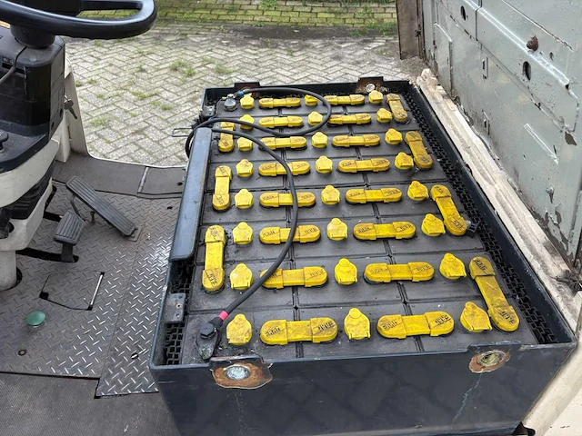 Nissan m01 vorkheftruck - afbeelding 2 van  7