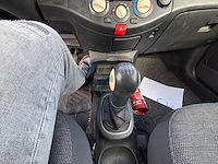 Nissan micra 1 2i 16v visia, 2006 - afbeelding 8 van  32
