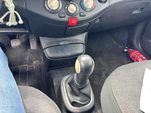 Nissan micra 1.2i 16v visia, 2006 - afbeelding 2 van  29