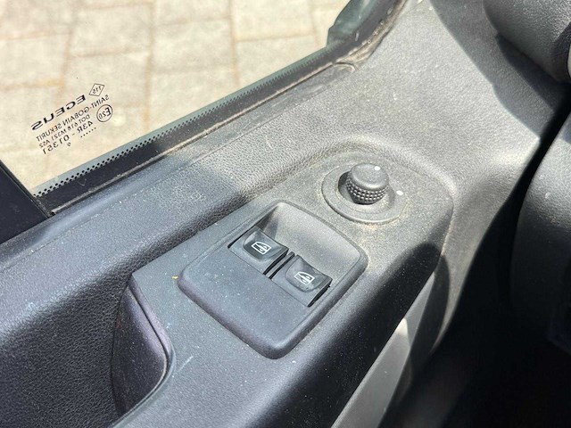 Nissan nv300 - 1.6 dci l1h1 acenta , v-505-zt - afbeelding 12 van  12
