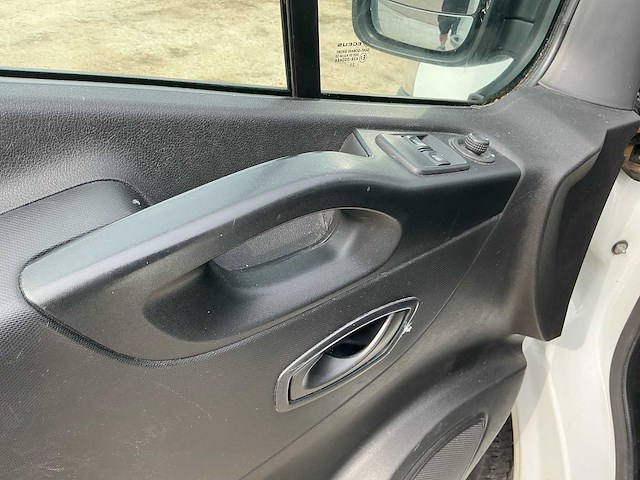 Nissan nv300 2.0 dci l2h1 acdcco bedrijfswagen - afbeelding 8 van  39