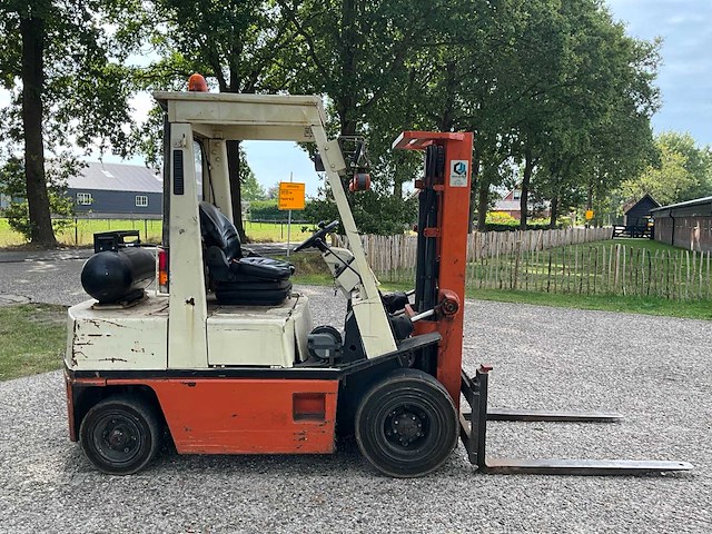 Nissan ph 02 a 25u vorkheftruck - afbeelding 12 van  16