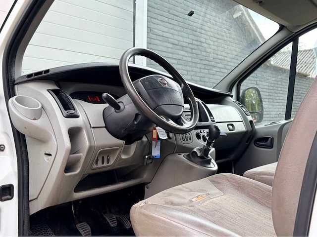 Nissan primastar airco 90.29 2.0dci 310l bedrijfswagen - afbeelding 12 van  15