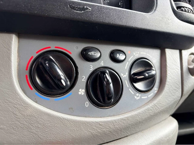 Nissan primastar airco 90.29 2.0dci 310l bedrijfswagen - afbeelding 14 van  15