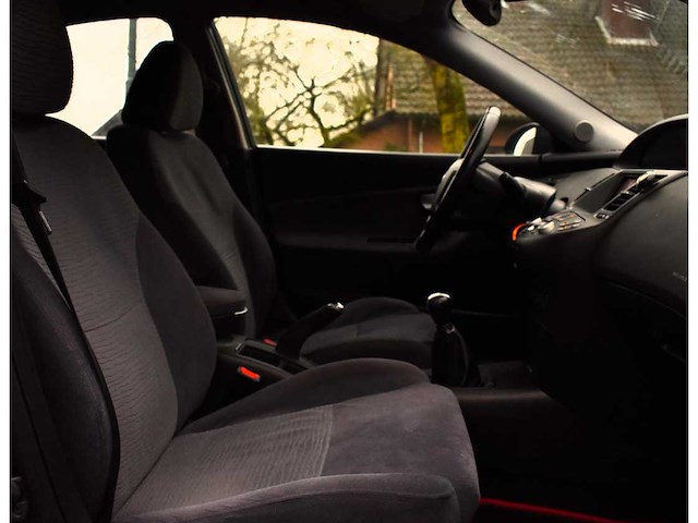 Nissan primera 1.8 business edition 2007 - afbeelding 20 van  21