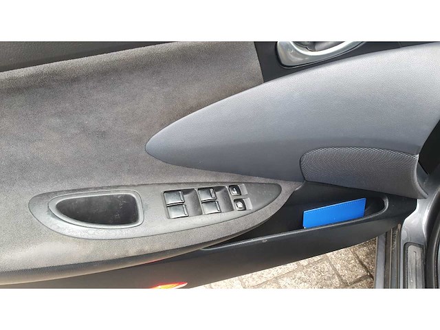 Nissan primera 1.8 visia, 49-pk-vd - afbeelding 3 van  13