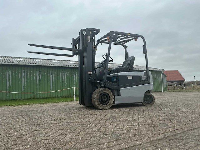 Nissan q02l25cu vorkheftruck - afbeelding 17 van  17