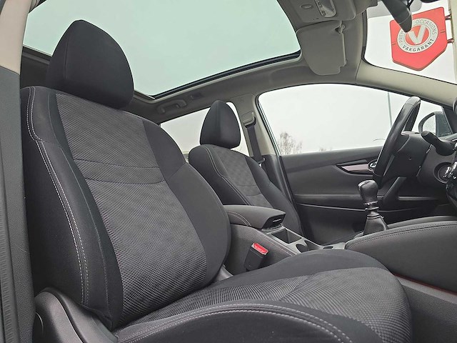 Nissan qashqai 1.2 connect edition 2015 | hp-207-f - afbeelding 21 van  30