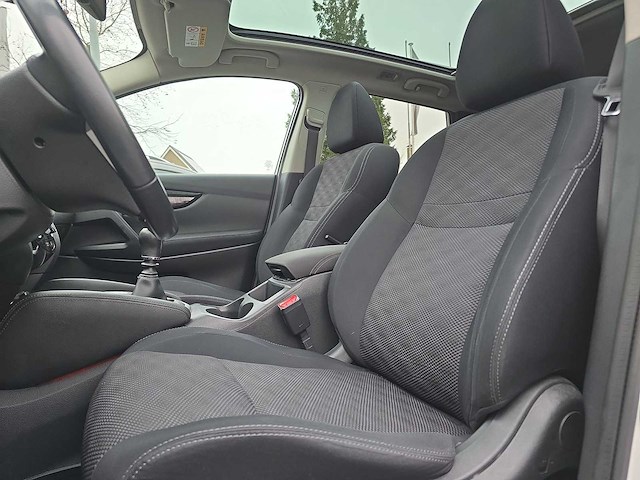 Nissan qashqai 1.2 connect edition 2015 | hp-207-f - afbeelding 23 van  30