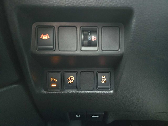 Nissan qashqai 1.2 connect edition 2015 | hp-207-f - afbeelding 27 van  30