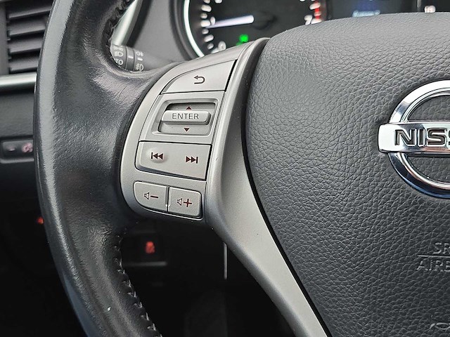 Nissan qashqai 1.2 connect edition 2015 | hp-207-f - afbeelding 11 van  30