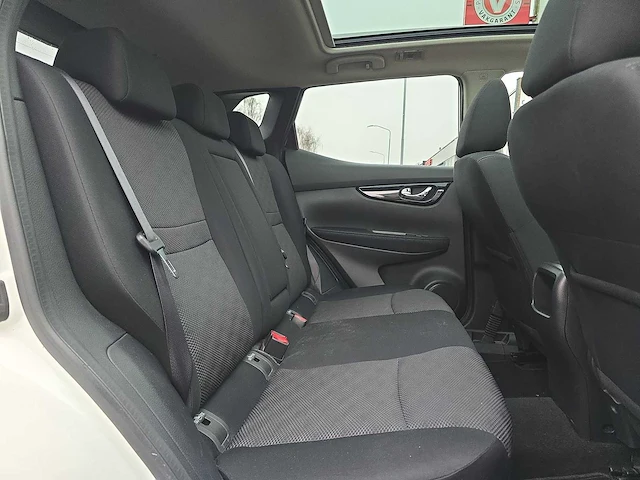 Nissan qashqai 1.2 connect edition 2015 | hp-207-f - afbeelding 19 van  30