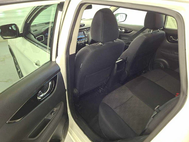 Nissan qashqai 1.2 connect edition* ht-496-z - afbeelding 7 van  17