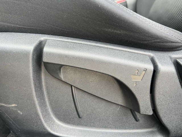 Nissan qashqai 1.2 connect edition | nr-564-g - afbeelding 30 van  33