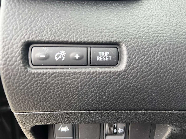 Nissan qashqai 1.2 connect edition | nr-564-g - afbeelding 4 van  33
