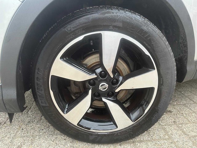 Nissan qashqai 1.2 n-connecta * pf-657-l - afbeelding 9 van  17