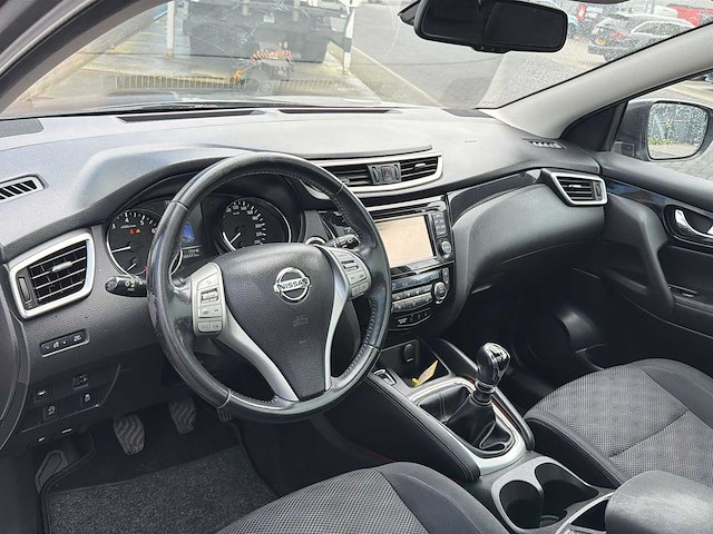Nissan qashqai 1.2 n-vision | j-903-gl i - afbeelding 17 van  24