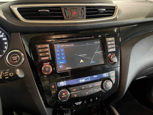 Nissan qashqai 1.2 premier edition, j-048-br - afbeelding 13 van  24