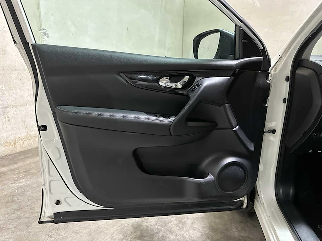 Nissan qashqai 1.2 tekna 114pk 2015 (origineel-nl), gb-685-x - afbeelding 28 van  56