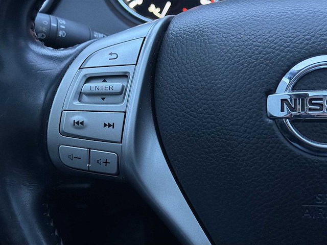 Nissan qashqai 1.2 tekna 2015 | 1-zsp-06 i - afbeelding 14 van  38