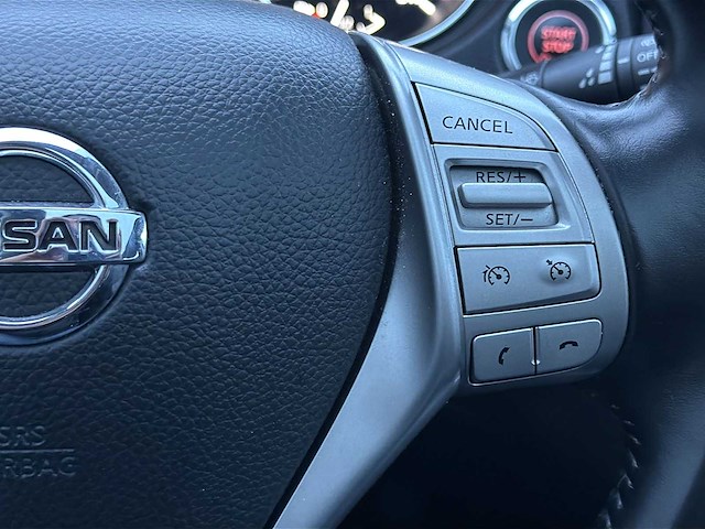 Nissan qashqai 1.2 tekna 2015 | 1-zsp-06 i - afbeelding 15 van  38