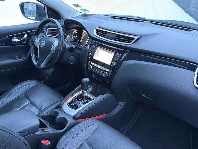 Nissan qashqai 1.2 tekna 2015 | 1-zsp-06 i - afbeelding 29 van  38