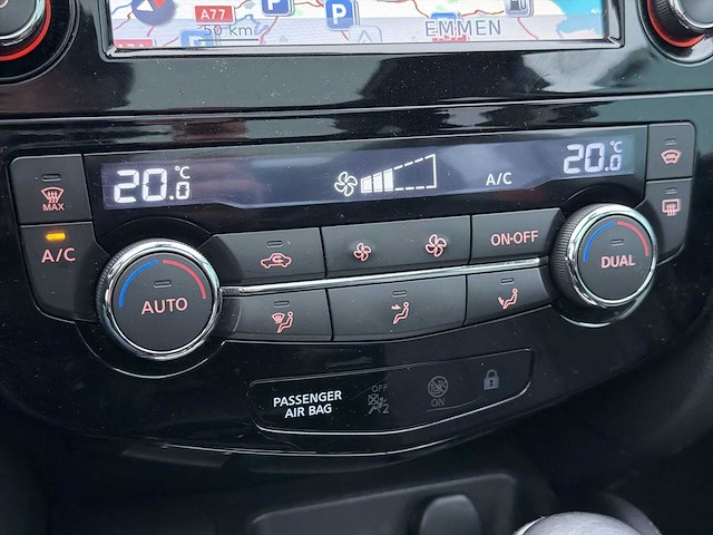 Nissan qashqai 1.2 tekna 2015 | hk-182-x i - afbeelding 17 van  35