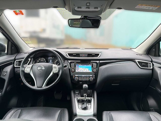 Nissan qashqai 1.2 tekna 2015 | hk-182-x i - afbeelding 24 van  35