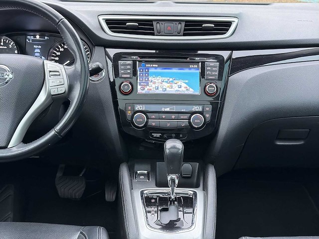 Nissan qashqai 1.2 tekna 2015 | hk-182-x i - afbeelding 25 van  35