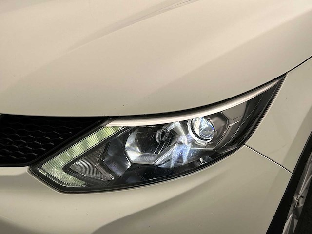 Nissan qashqai 1.2 tekna 2015 | zh-575-h - afbeelding 20 van  41