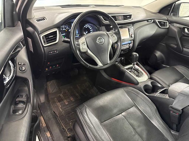 Nissan qashqai 1.2 tekna automaat * nt-245-l - afbeelding 2 van  3