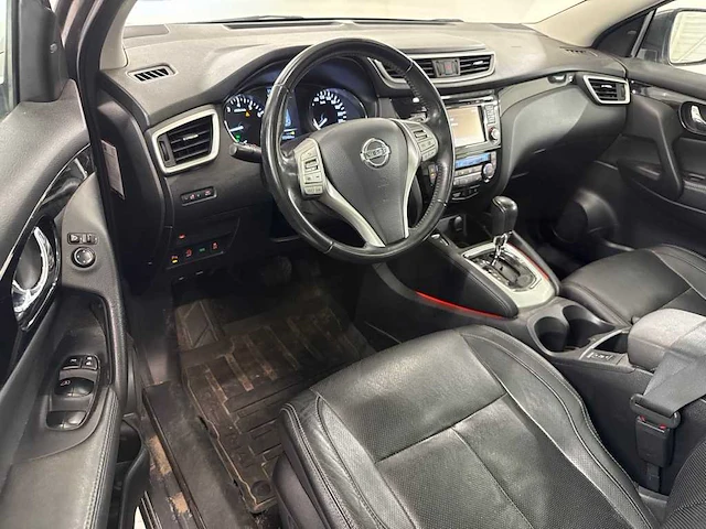Nissan qashqai 1.2 tekna automaat * nt-245-l - afbeelding 10 van  12