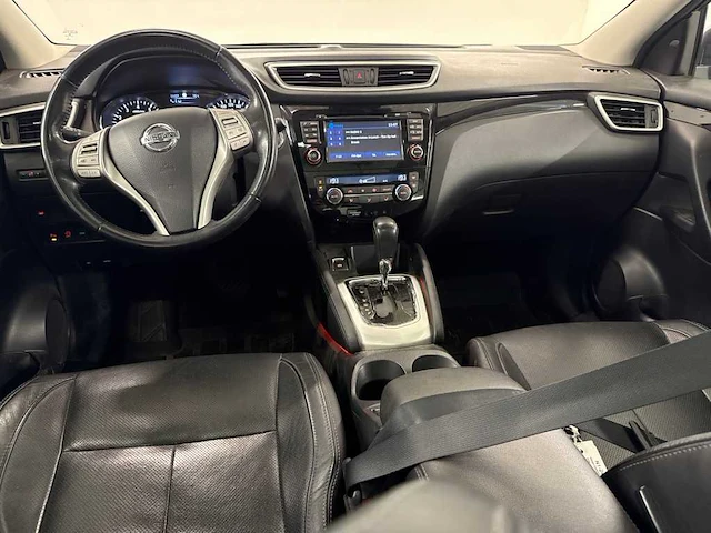 Nissan qashqai 1.2 tekna automaat * nt-245-l - afbeelding 11 van  12