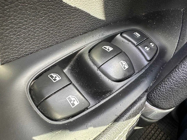 Nissan qashqai 1.2 tekna* k-016-vj - afbeelding 17 van  18