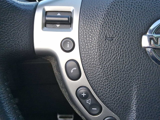 Nissan qashqai 1.6 connect edition 2013 | 30-zxg-6 - afbeelding 2 van  23