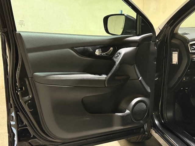 Nissan qashqai 1.6 tekna 164pk 2015, jn-139-h - afbeelding 24 van  51