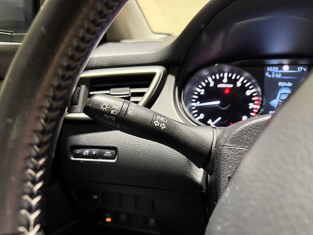 Nissan qashqai 1.6 tekna 164pk 2015, jn-139-h - afbeelding 14 van  51