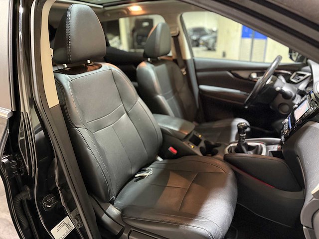 Nissan qashqai 1.6 tekna 164pk 2015, jn-139-h - afbeelding 41 van  51