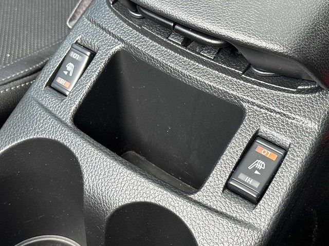 Nissan qashqai 1.6 tekna 2015 | gs-856-v - afbeelding 16 van  32