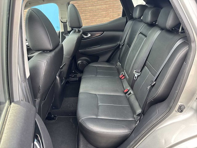Nissan qashqai 1.6 tekna 2015 | gs-856-v - afbeelding 20 van  32