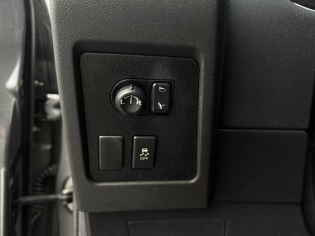 Nissan qashqai +2 2.0 tekna 2012 | 44-tfx-6 iaw - afbeelding 31 van  33