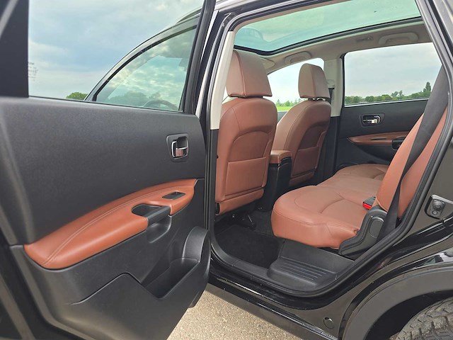 Nissan qashqai +2 2.0 tekna 4wd, 88-hgl-9 - afbeelding 18 van  32