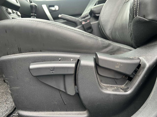 Nissan qashqai 2.0 tekna 2010 | 51-lpt-5 - afbeelding 14 van  20