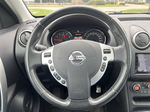 Nissan qashqai 2.0 tekna 2010 | 51-lpt-5 - afbeelding 16 van  18